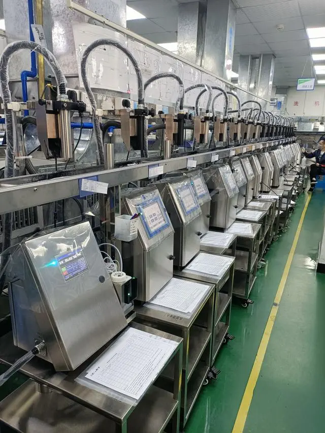 多材質賦碼難題？易碼噴碼機‘一機多碼’方案詳解